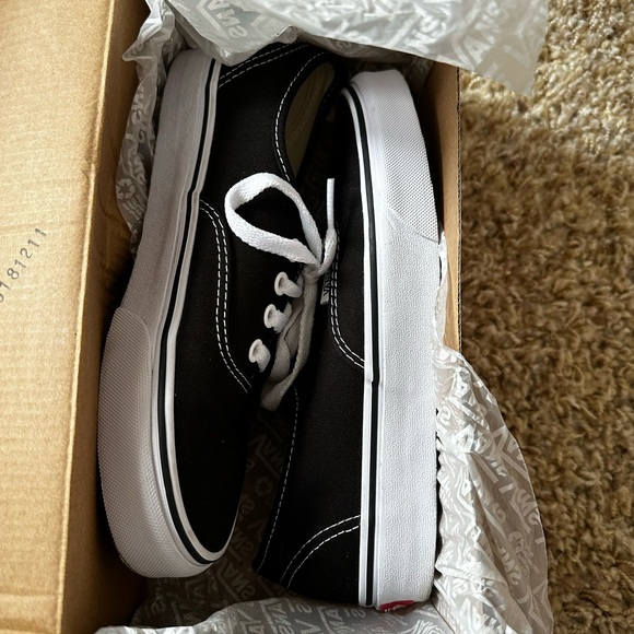 ✨Vans Off the Wall skater shoes black womens size 7 - Picture 8 of 8